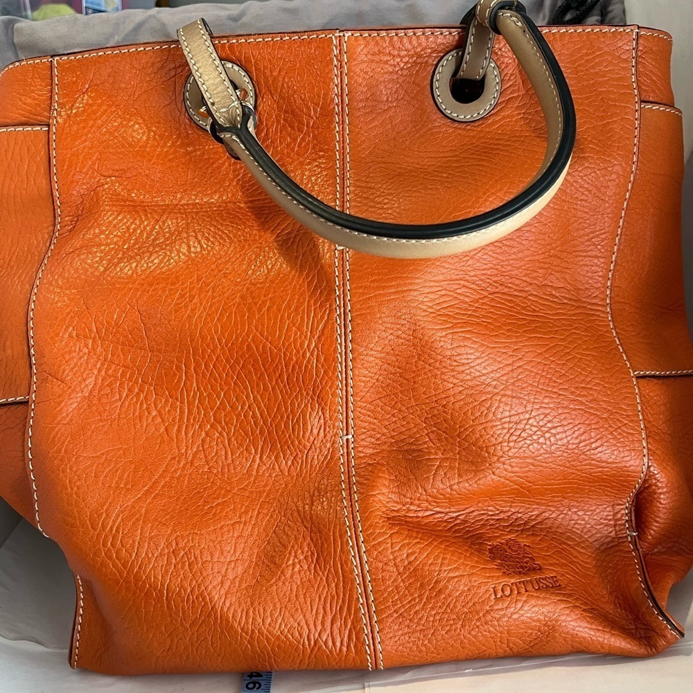 Lottusse Leather Tote Bag - Picture 2 of 7